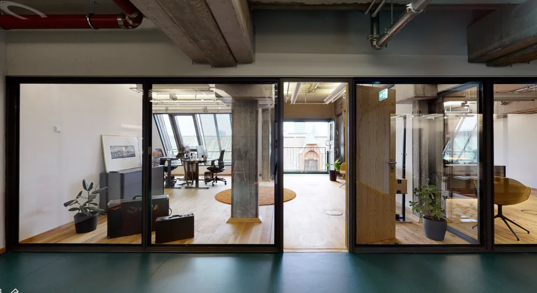 1000 Satellites Speicherstadt