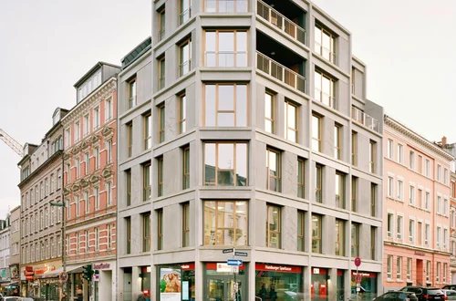 Büro am Schulterblatt