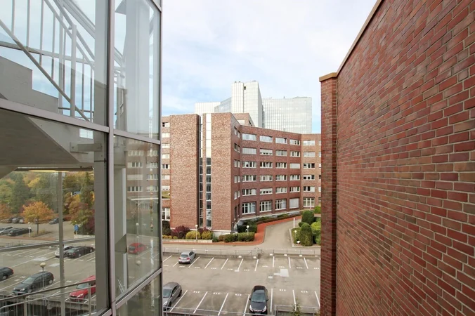 Bürohaus III