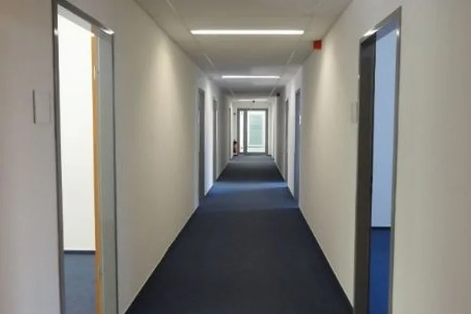 Bürohaus IV