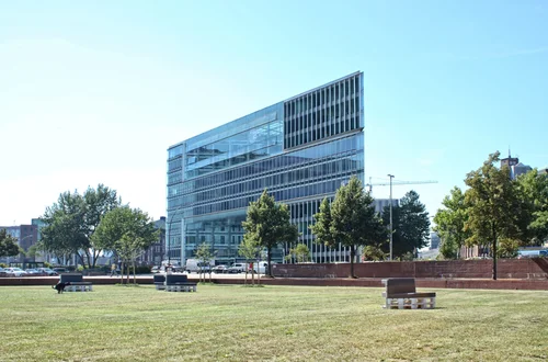 DEICHTOR OFFICE CENTER