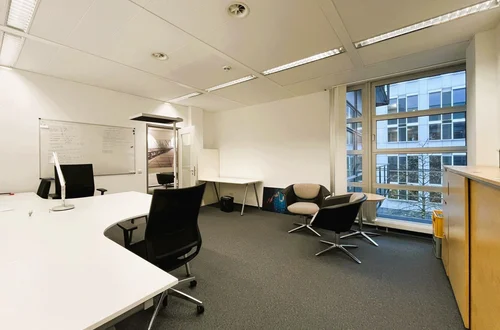 DEUTSCH-JAPANISCHES ZENTRUM