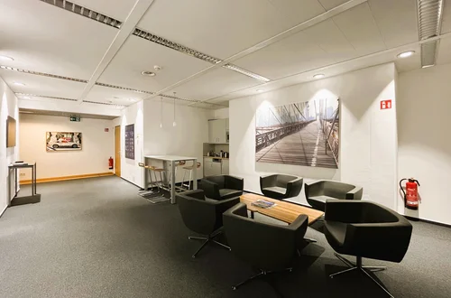 DEUTSCH-JAPANISCHES ZENTRUM