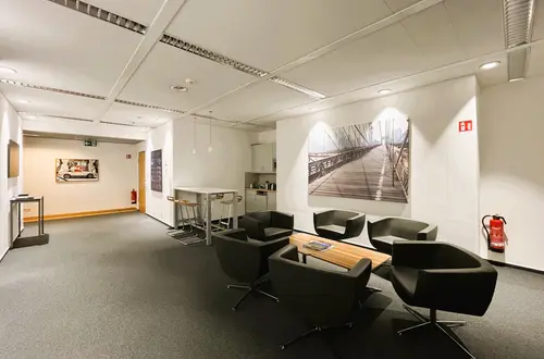 DEUTSCH-JAPANISCHES ZENTRUM