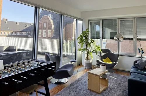 DUTCHMAN OFFICE