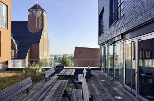 DUTCHMAN OFFICE