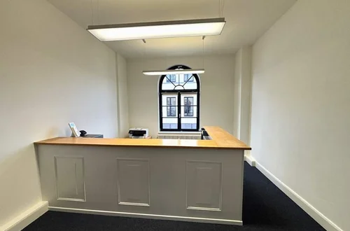 Erik-Blumenfeld-Platz 29