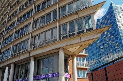 HAFENCITY GATE