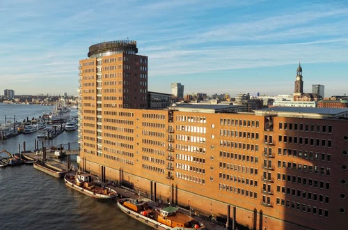 HAFENCITY GATE