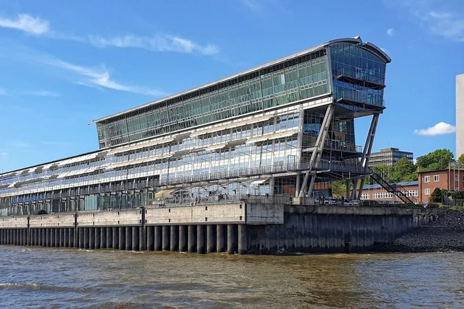 Kreuzfahrtcenter