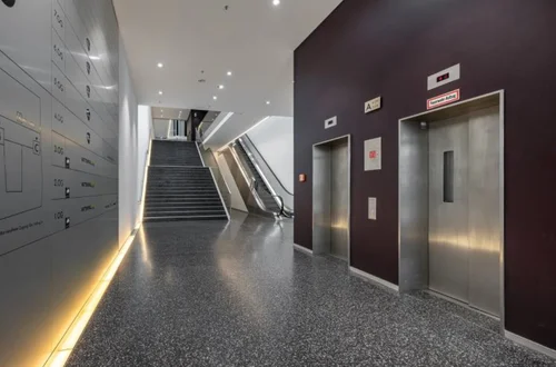 METROPOLISHAUS