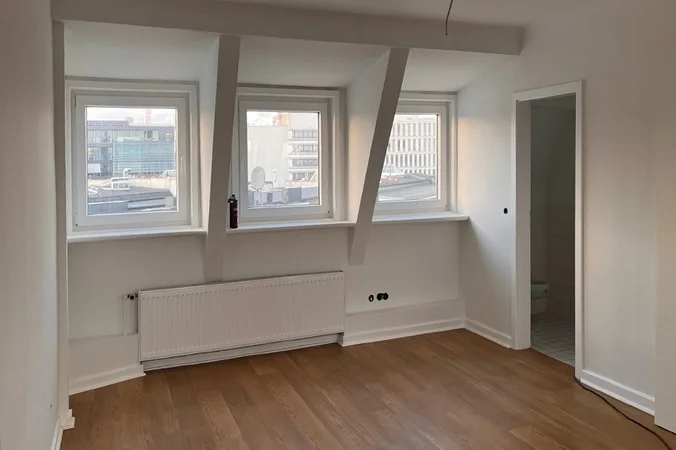 Neuer Jungfernstieg 6a