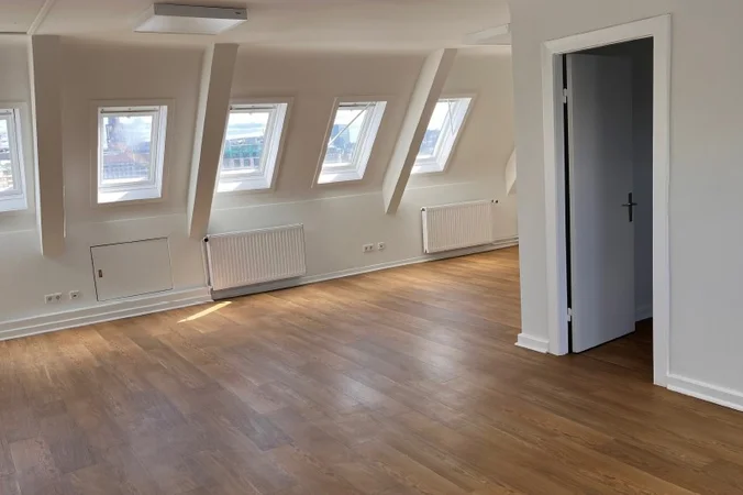 Neuer Jungfernstieg 6a