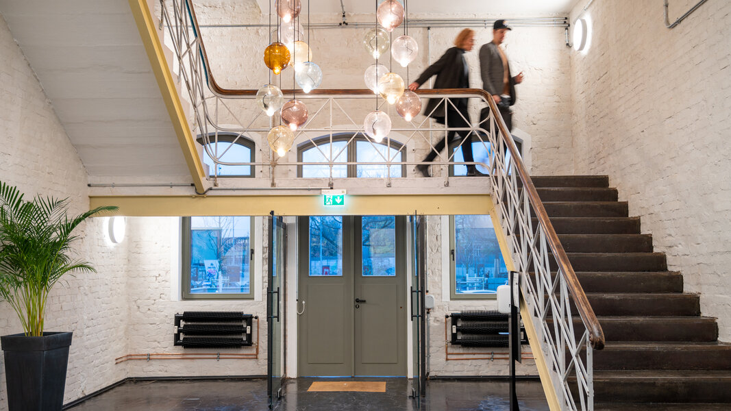 Office One Coworking Kleiderkasse Hamburg Workspace Mieten Hellomonday Urbanworkspaces (1)