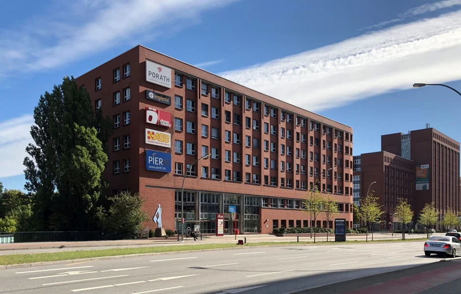PIER81