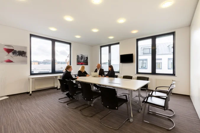 Regus HQ City
