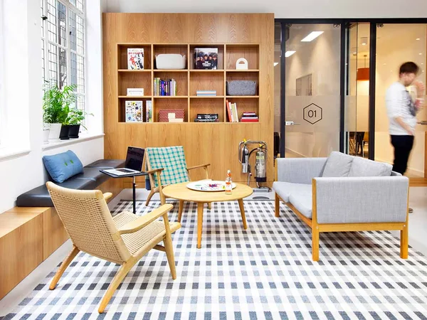 SPACES Gendarmenmarkt