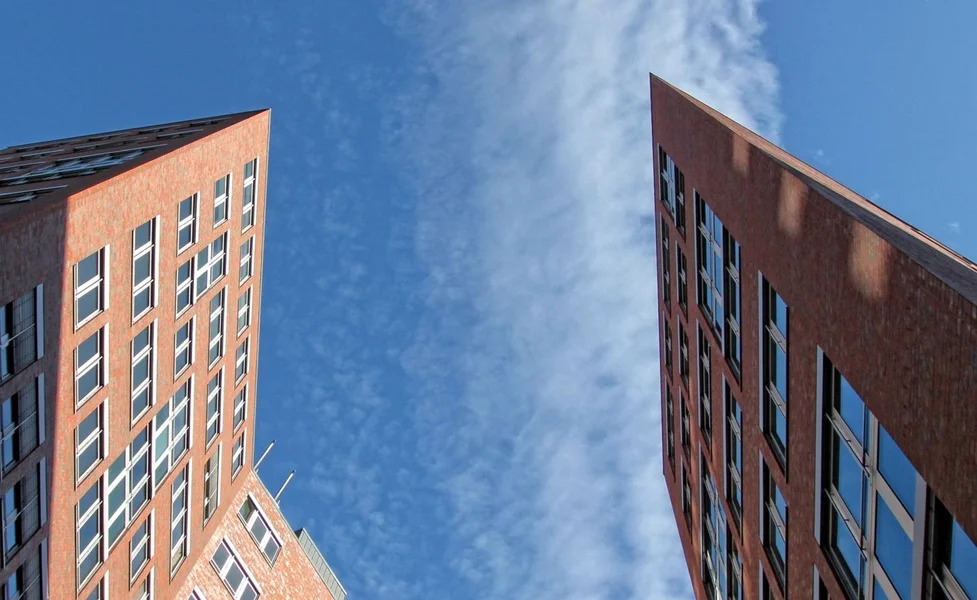 Tri Towers 90