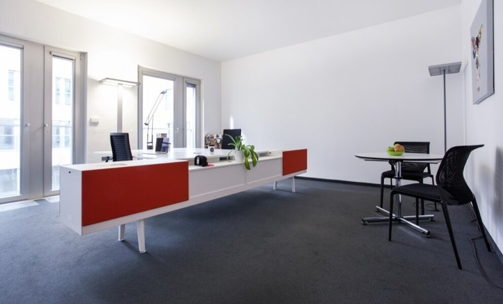 Rent24 München Coworking Büro Mieten Schwabing Hellomonday Workplace (13)